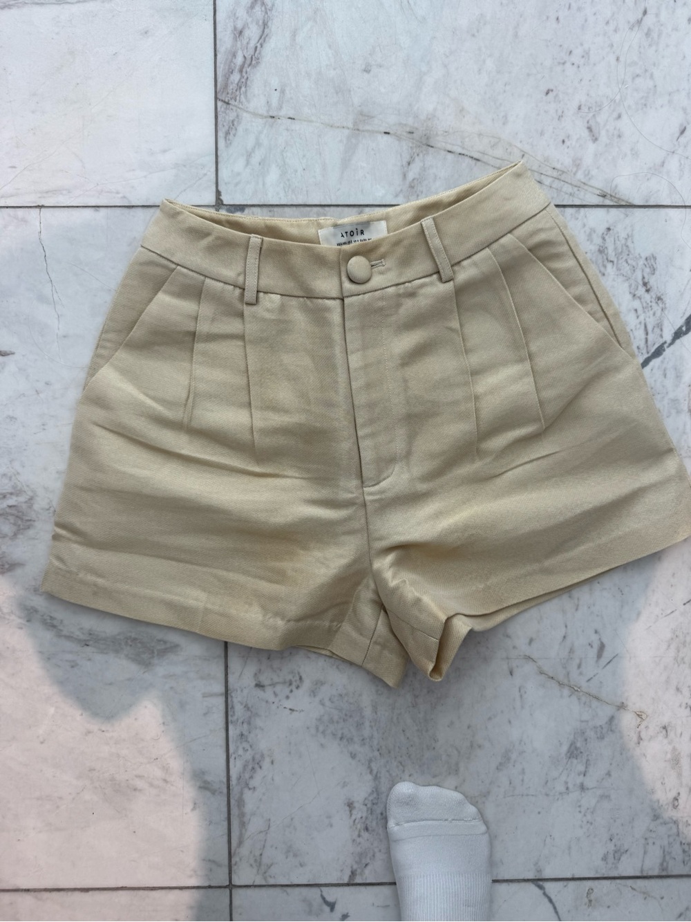 Atoir High-Waist Cream Tailored Women’s Shorts